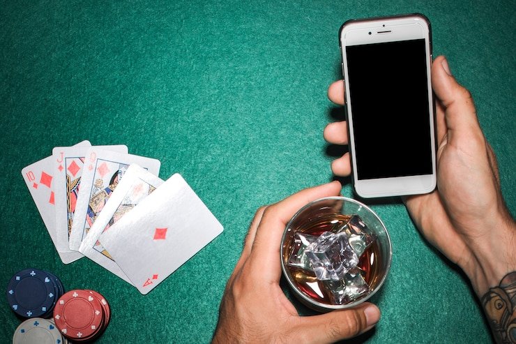 Pengguna menikmati permainan sepak bola dan casino virtual secara adil dan jujur di mpoas